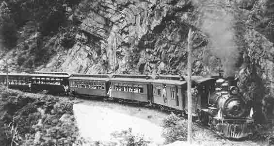 ET&WNC in gorge steam train in gorge