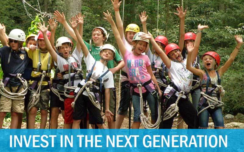 campers waving - link to donate